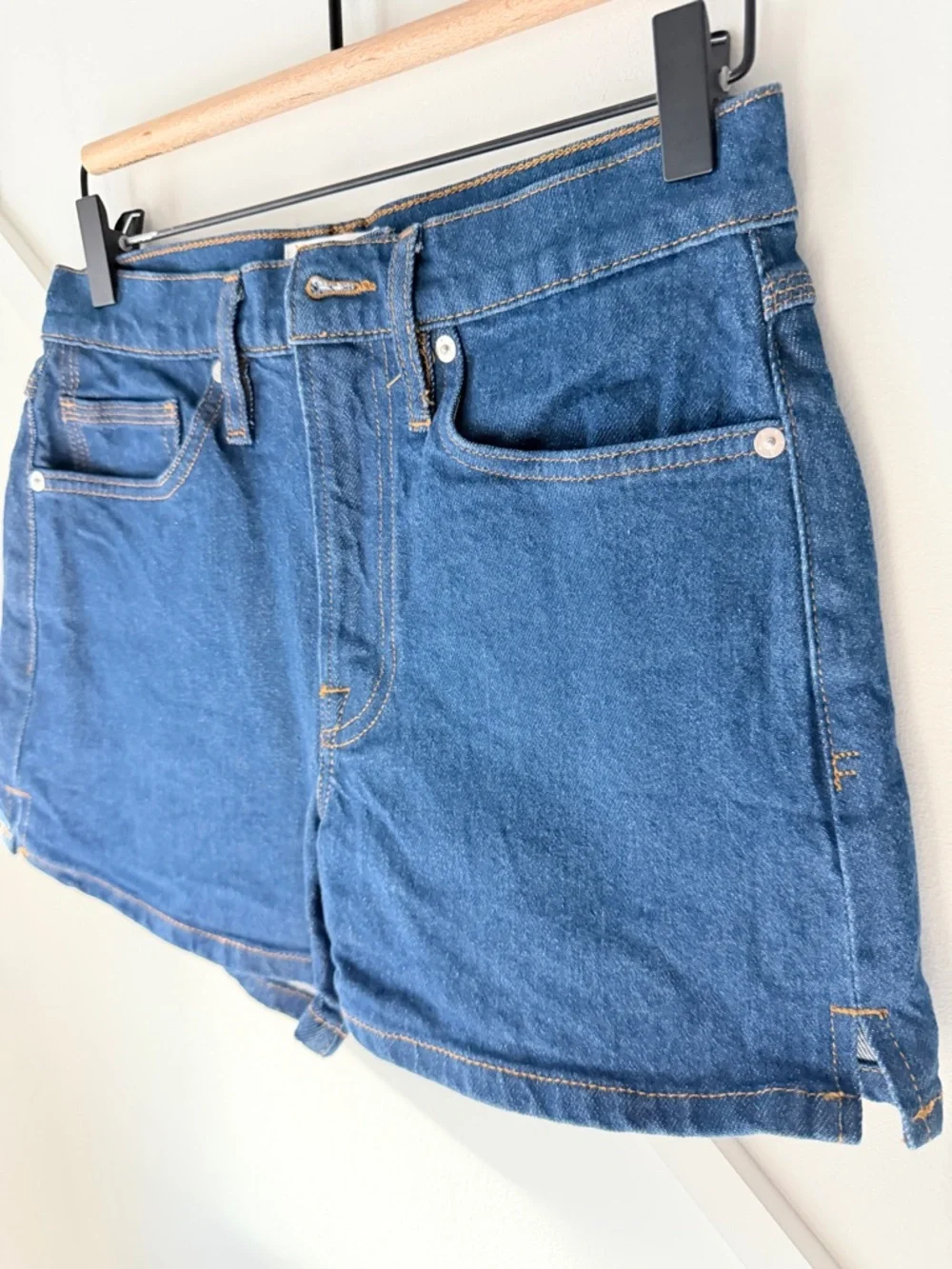 Frame Denim High Rise Shorts Blue | Classic Clean Cut Jean Shorts | Summer 
- 26 - Picture 4 of 10